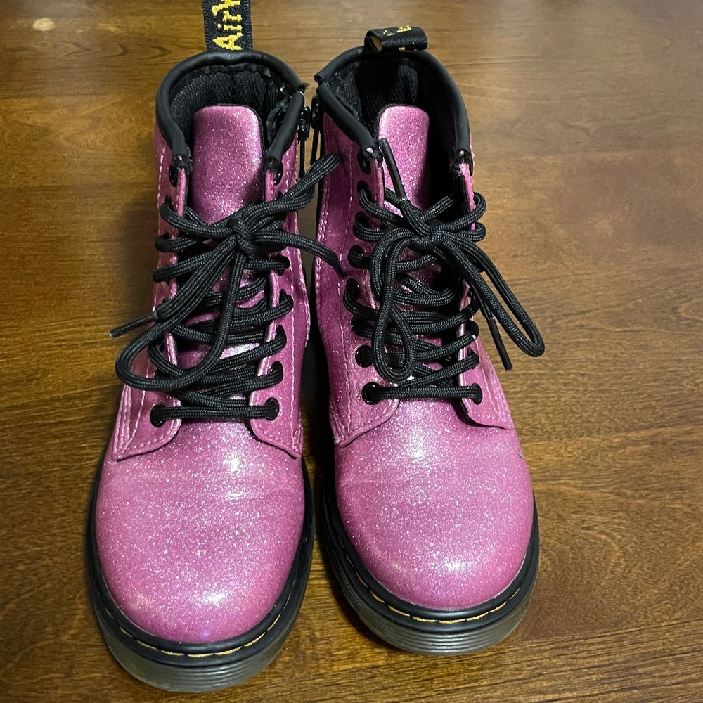 Girls pink Dr marten boots